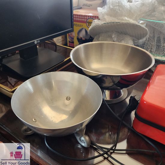 Metal and pewter fruit bowls