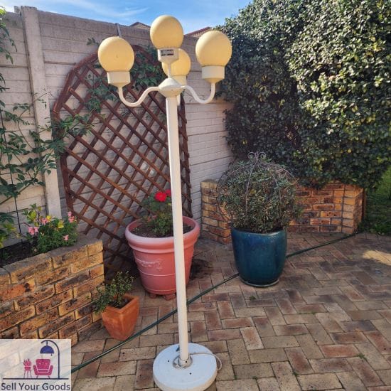 Outside lamp