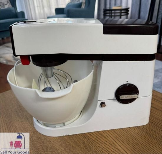 Kenwood with various attachments Kenwood needs att