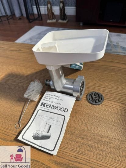 Kenwood with various attachments Kenwood needs att - Image 5