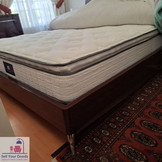 Beadroom Suite consisting of Bed 2 x Side Tables Dressing Table Chest of drawers and Queen Sealy Posture Mattress (Mattress 1 month old) - Image 6