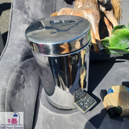 Silver vanity bin