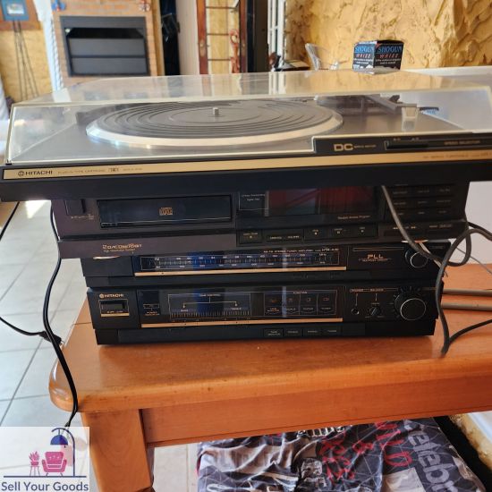 Hitachi Turn table & Amp HTA A 30 with DVD Player