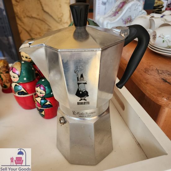 Bialetti Italian coffee pot