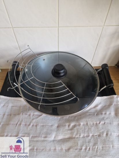 Stove top Wok pan with lid