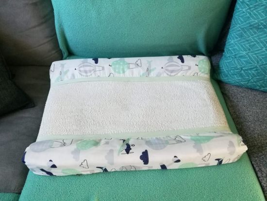 Changing mat with cover