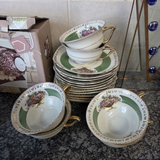 Vintage Protea tea set