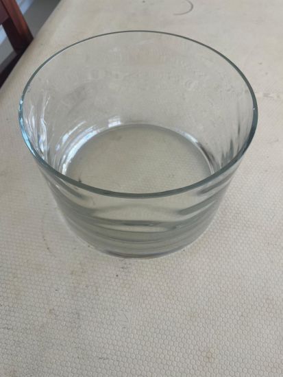 Glass bowl
