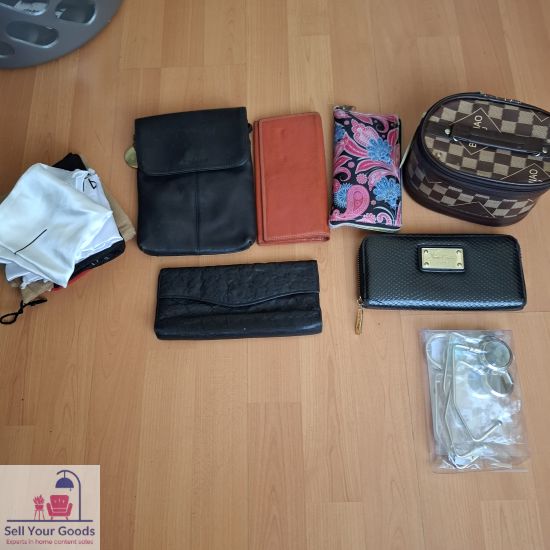 Hair Dryer, Jewellery boxes and Clutch Bags - Image 2